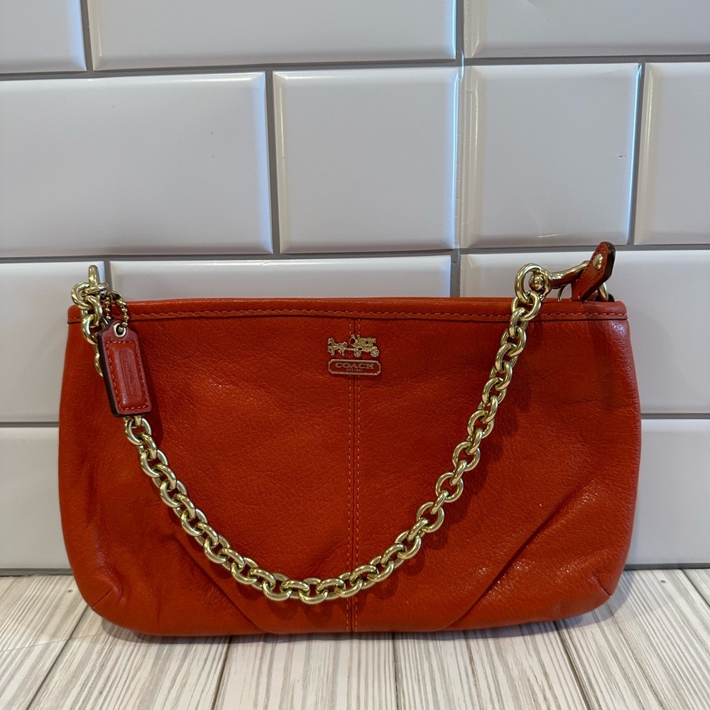 COACH MADISON LEATHER Large CHAIN WRISTLET STYLE 48669 Persimmon